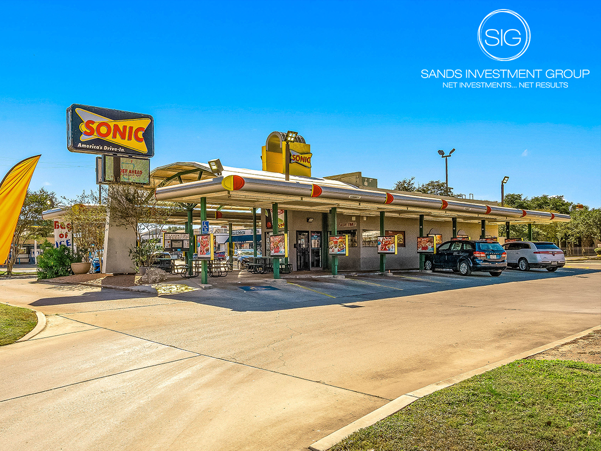 Sonic Drive-In - Fast Food Restaurant in Austin