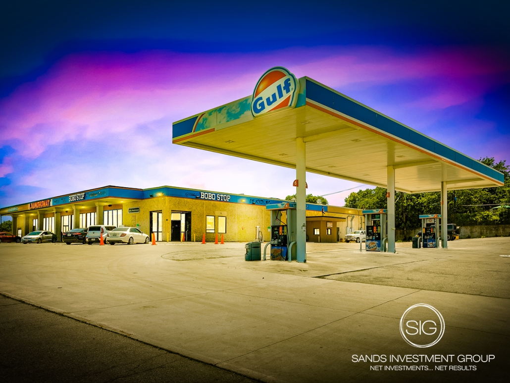 Gas Station Anchored Retail Center | Fort Worth, TX