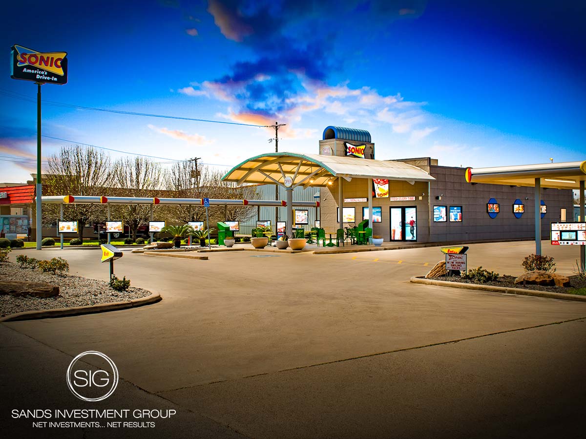 Sonic Drive-In - Fast Food Restaurant in Houston