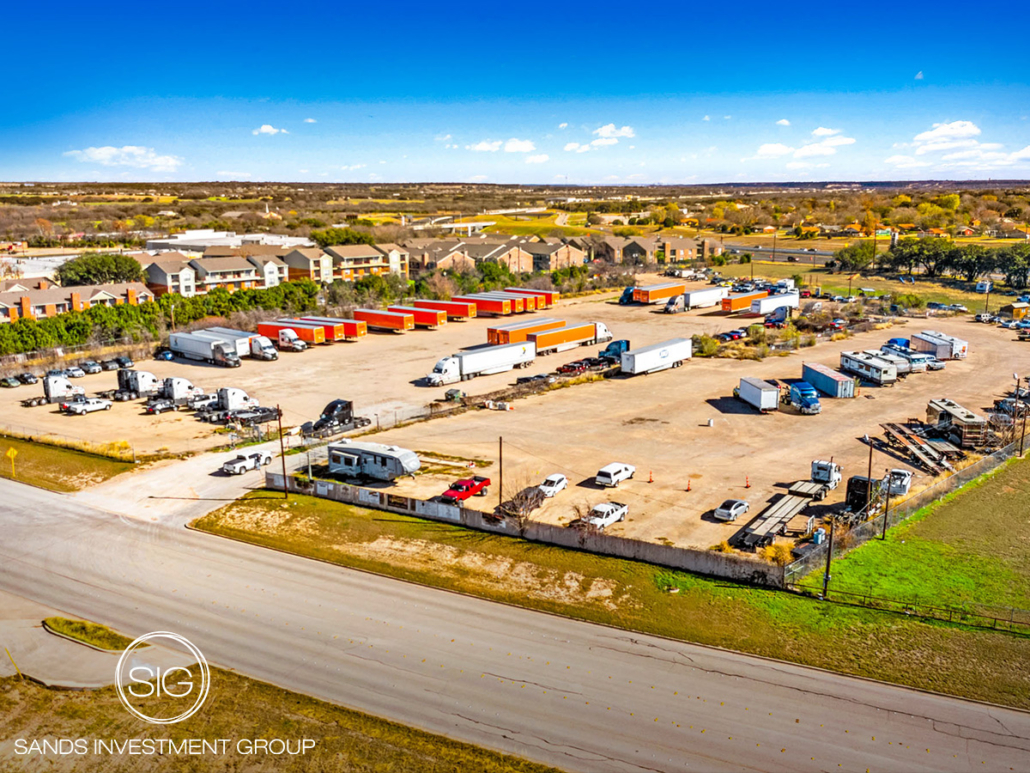 Outdoor Storage & Truck Parking | Harker Heights, TX