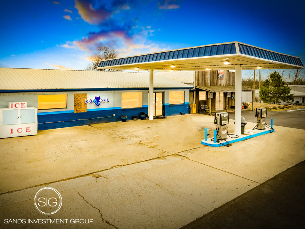 SQRL Gas Station and C-Store | Center Ridge, AR