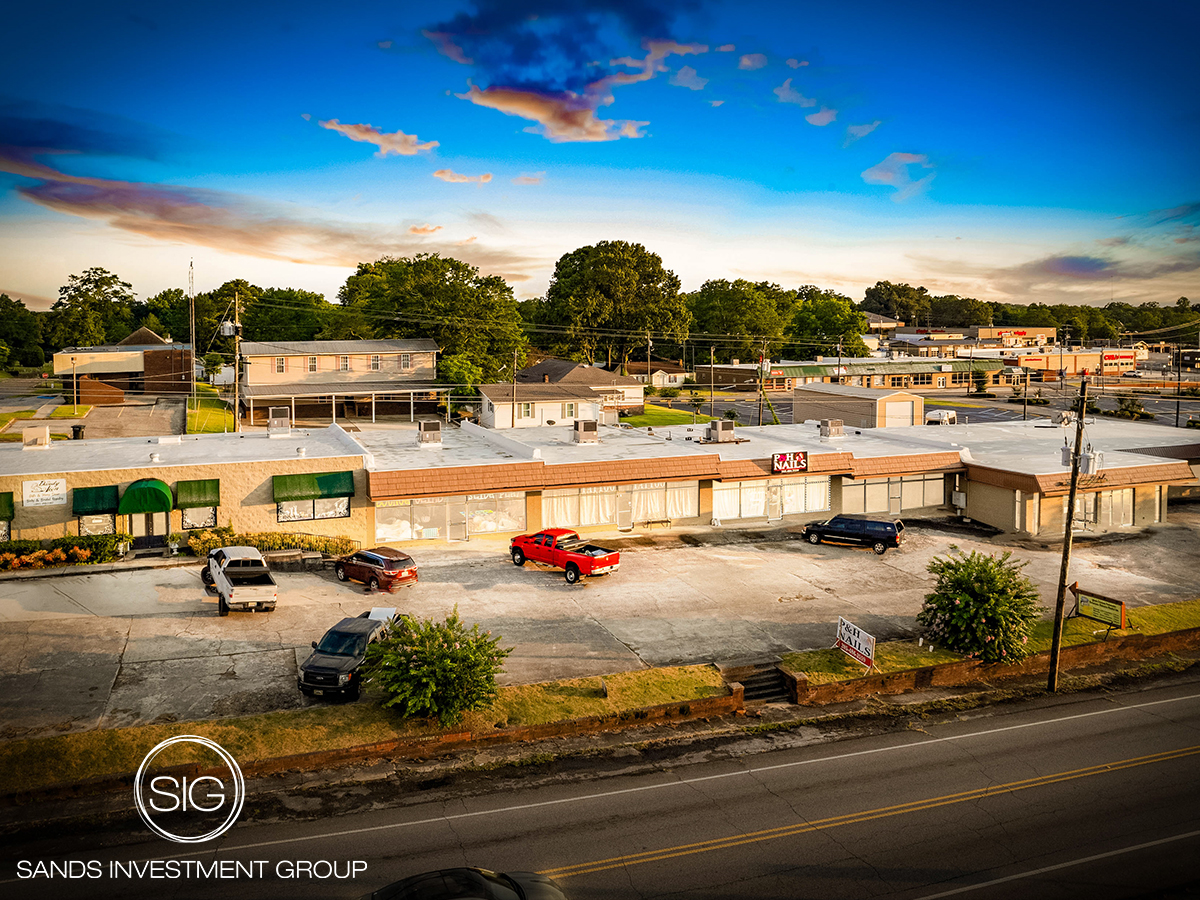 The Marketplace Shopping Center Asset Haleyville Alabama