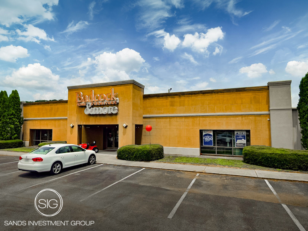 Owner-User Retail Flex Space | Oneonta, AL