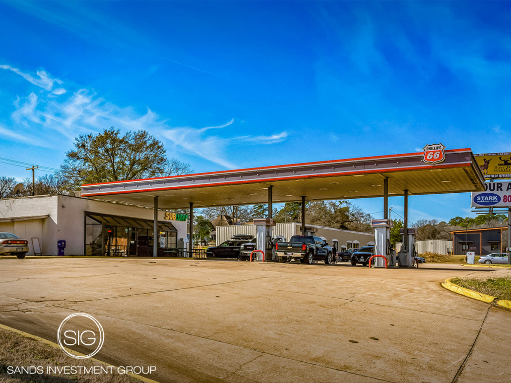 Subway & Phillips 66 Gas Station – Net Lease | Daingerfield, TX